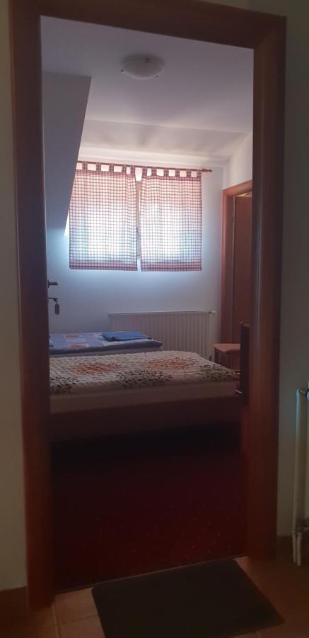 Bed and Breakfast Klet Jana Jastrebarsko Exterior foto